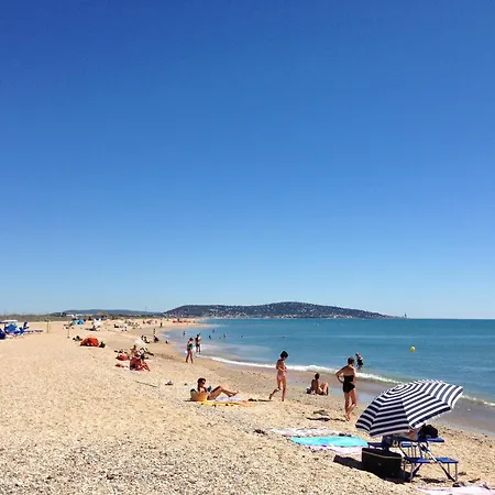 Climatise Pour 2 Avec Terrasse Et Parking Pres Des Plages - Fr-1-338-613 Daire Sète