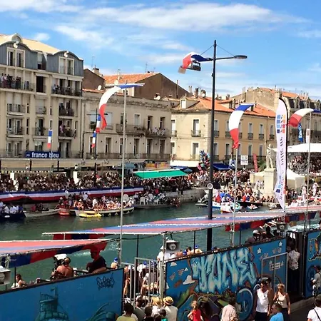 Climatise Pour 2 Avec Terrasse Et Parking Pres Des Plages - Fr-1-338-613 Sete