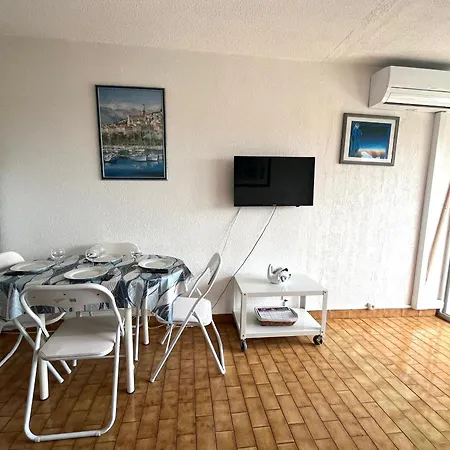 Daire Climatise Pour 2 Avec Terrasse Et Parking Pres Des Plages - Fr-1-338-613 *